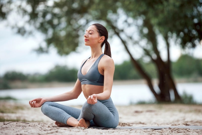 La Tenue de Yoga : en choisir une qui est adéquate - Looknbe