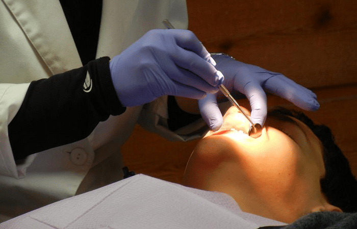 7 astuces pour trouver un bon chirurgien-dentiste