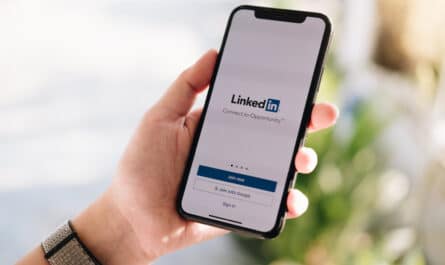téléphone sur LinkedIn