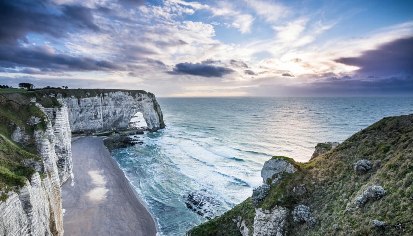 La magie du camping en Normandie : une expérience inoubliable pour vos vacances !